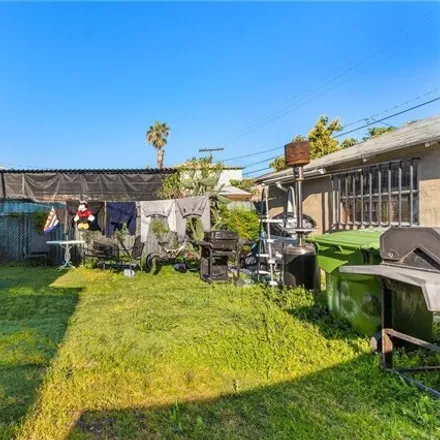 Image 7 - 235 West 51st Street, Los Angeles, CA 90037, USA - House for sale
