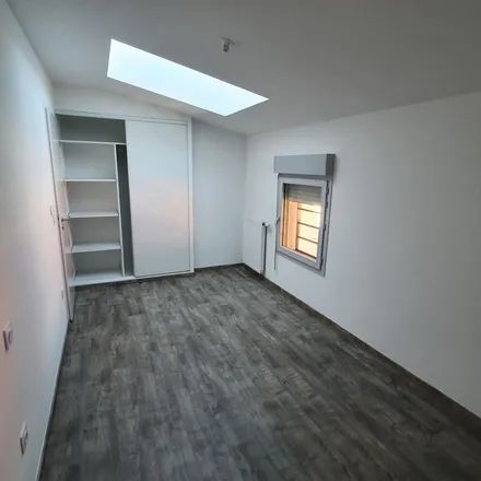 Rent this 3 bed apartment on Clos Cassandre bâtiment B in Avenue de Cornebarrieu, 31700 Blagnac