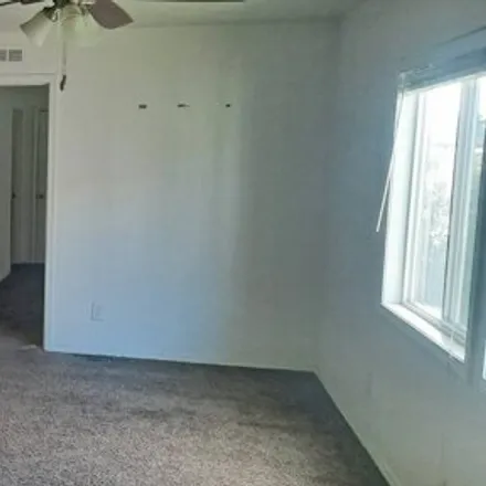 Image 2 - 386 Petrol Rd Unit 386, Bakersfield, California, 93308 - Apartment for sale