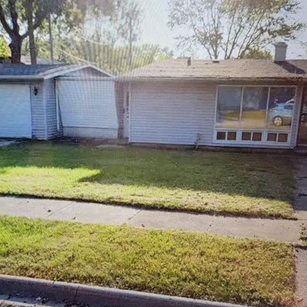 Buy this 3 bed house on 2413 Circle Drive in Hazel Crest, IL 60429