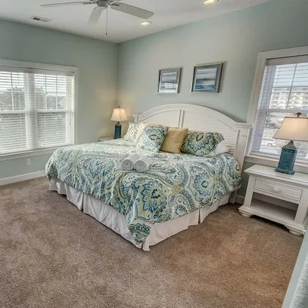 Rent this 9 bed house on Virginia Beach