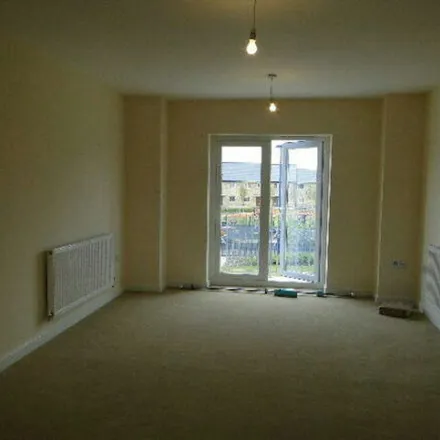 Rent this 2 bed apartment on 5 Aster Way in Cambridge, CB4 2XR