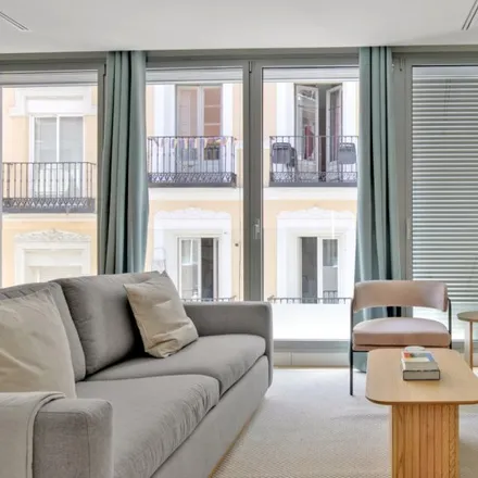 Rent this 1 bed apartment on Madrid in Mercado de San Antón, Calle de Augusto Figueroa