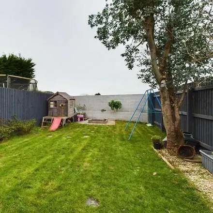 Image 5 - Brynhill Close, Barry, CF62 8PL, United Kingdom - Townhouse for sale