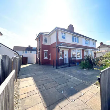 Buy this 3 bed duplex on Richmond Avenue in Cleveleys, FY5 3LB