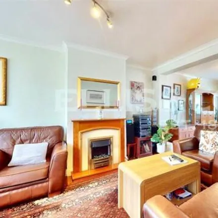 Image 2 - Abbey Avenue, London, HA0 1LL, United Kingdom - Townhouse for sale