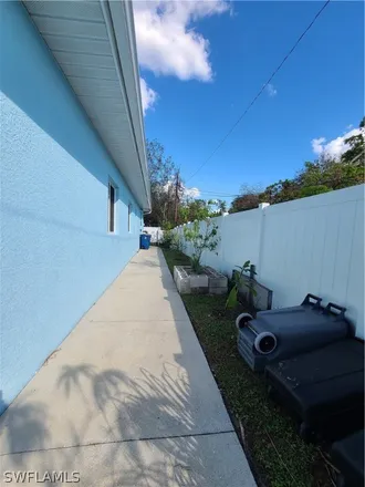 Image 8 - 28053 Sunset Drive, Bermuda Cays Condos, Bonita Springs, FL 34134, USA - House for sale