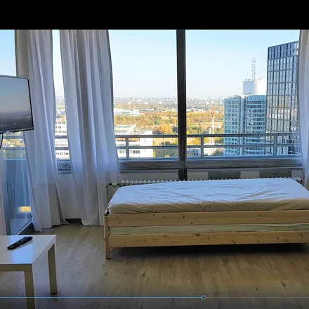 Rent this 3 bed apartment on Bremer Straße 17-33 in 65760 Eschborn, Germany