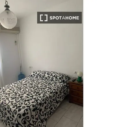 Rent this 8 bed room on Paseo de los Tilos in 66, 29006 Málaga