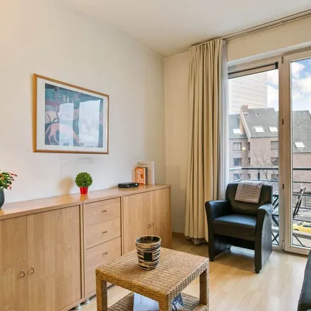 Rent this 3 bed apartment on Boulevard de l'Empereur - Keizerslaan 27 in 1000 Brussels, Belgium