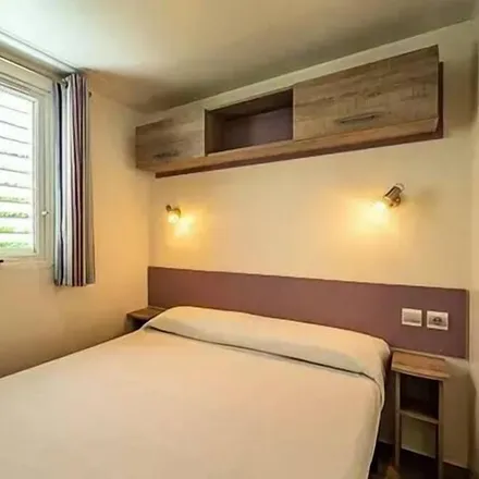 Rent this 2 bed house on Aureilhan in Landes, France