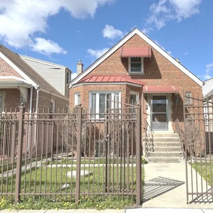 Buy this 2 bed house on 7136 South Whipple Street in Chicago, IL 60629