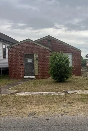 Buy this 3 bed house on 9127 Fig Street in New Orleans, LA 70118