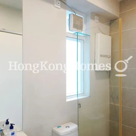 Image 4 - China, Hong Kong, Hong Kong Island, Happy Valley, Wong Nai Chung Road 7-9, Unique Tower - Apartment for rent