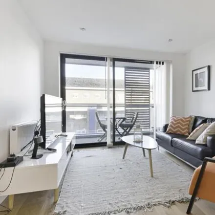 Rent this 1 bed room on Capital House in 42 Bow Common Lane, Bromley-by-Bow