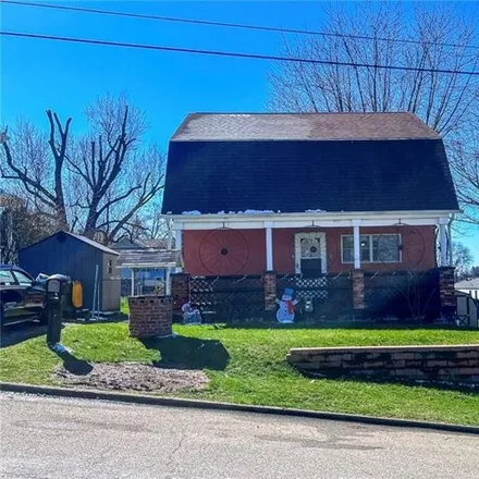 Buy this 4 bed house on 130 East Street in Derry, PA 15627
