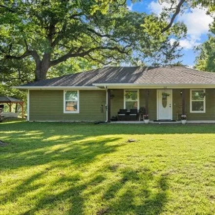 Image 2 - 107 S Main St, Bonham, Texas, 75418 - House for sale