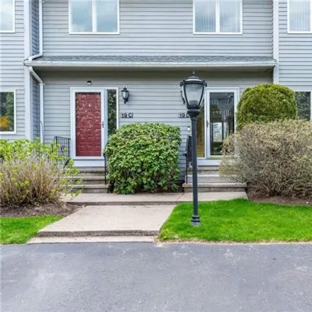 Buy this 2 bed townhouse on 62 Waterview Drive in Smithfield, RI 02917