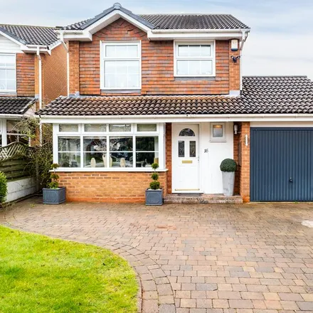 Rent this 3 bed house on 9 Bowood End in Sutton Coldfield, B76 1LU
