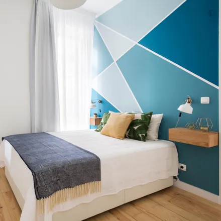 Rent this 1 bed apartment on Aquarela supermercados in Travessa do Meio, 1100-256 Lisbon