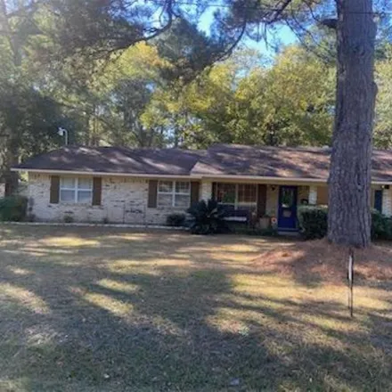 Buy this 4 bed house on 400 Irving Bluff Road in Northwoods, Caddo Parish