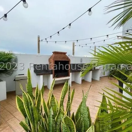 Rent this 2 bed apartment on Calle Belén in San Francisco, 0816