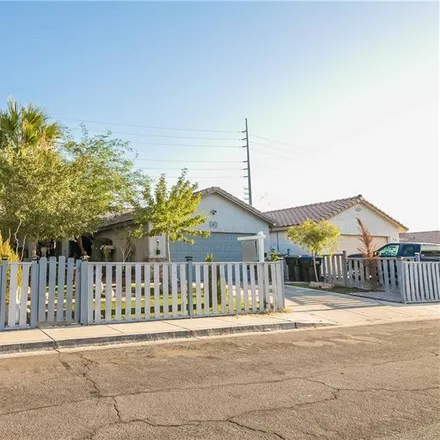 Image 2 - 829 Camden Yard Court, North Las Vegas, NV 89030, USA - House for sale