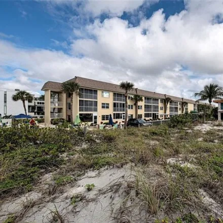 Buy this 2 bed condo on 1533 Tarpon Center Drive in Venice, FL 34285