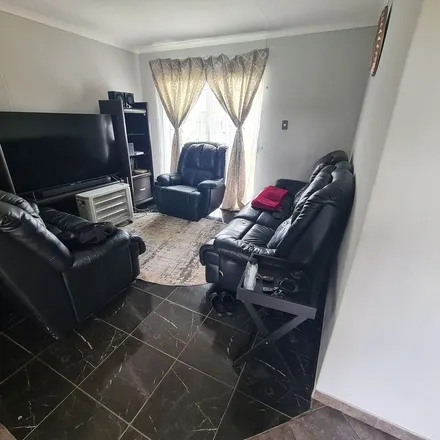 Image 5 - Charles Cilliers Street, Govan Mbeki Ward 30, Secunda, 2302, South Africa - Apartment for rent