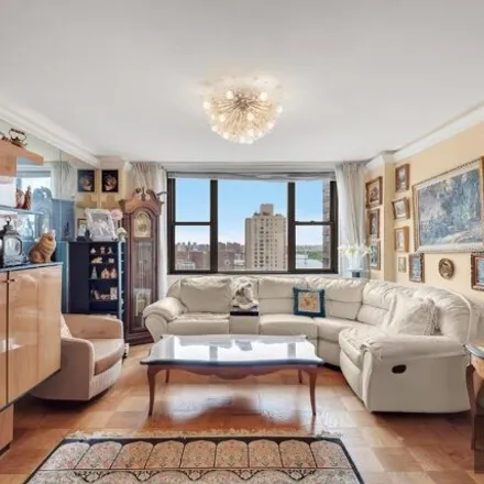 Buy this studio apartment on 444 East 86th Street in New York, NY 10028