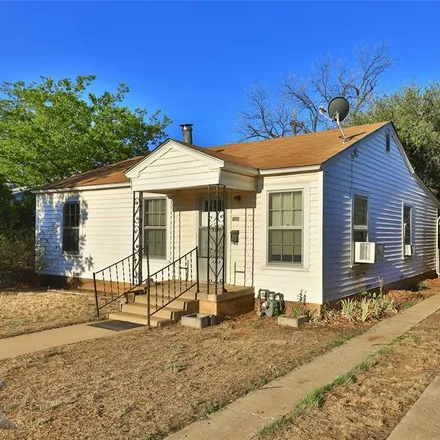 Buy this 3 bed house on 1934 Portland Avenue in Abilene, TX 79605