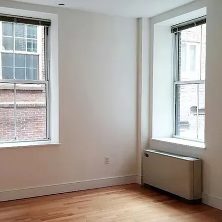 Image 6 - Bin no. 220, 220 Front Street, New York, NY 10038, USA - Apartment for rent