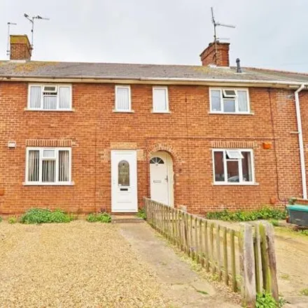 Buy this 3 bed townhouse on Coronation Avenue in Whittlesey, PE7 1XE