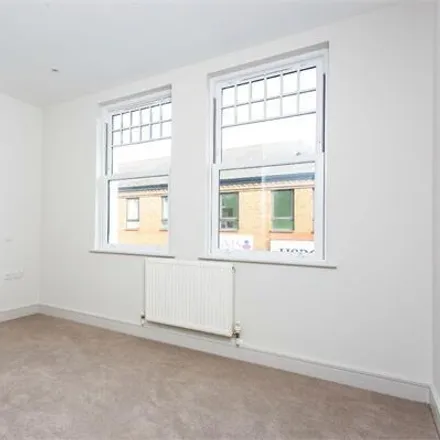 Image 2 - 20 Coverton Road, London, SW17 0QP, United Kingdom - Room for rent