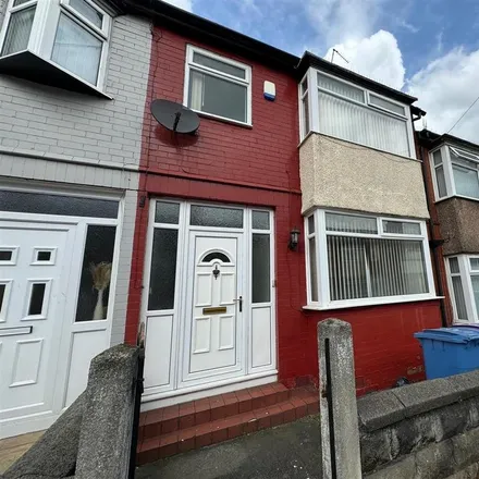 Rent this 3 bed townhouse on Rossall Road in Liverpool, L13 4DJ