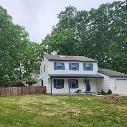 Rent this 3 bed house on 703 Lance Drive in City Center, VA 23601