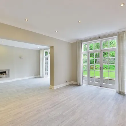 Rent this 6 bed duplex on 44 Grove End Road in London, NW8 9ND