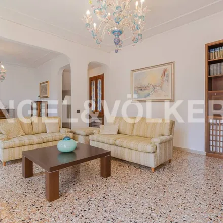Image 7 - Fratelli Fosetti, Campo San Salvador, 30124 Venice VE, Italy - Apartment for rent