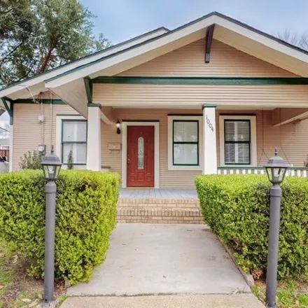 Buy this 3 bed house on 1004 Moreland Avenue in Dallas, TX 75204