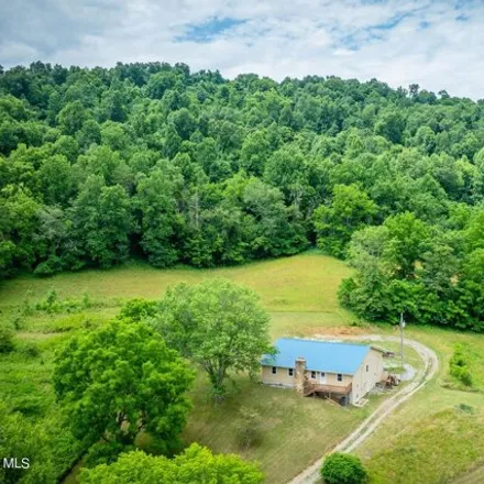 Buy this 3 bed house on 1713 Clinch Mountain Rd in Eidson, Tennessee