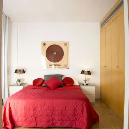 Rent this 2 bed apartment on Madrid in Museo de la Imprenta Municipal - Artes del Libro, Calle de la Concepción Jerónima
