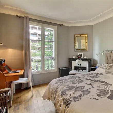 Image 2 - 1 Rue Sextius Michel, 75015 Paris, France - Apartment for rent