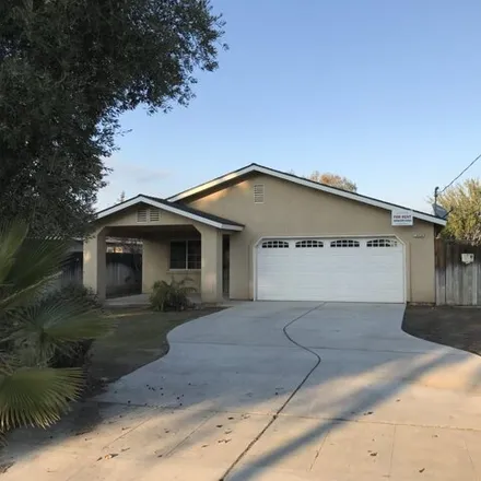 Buy this 4 bed house on 7115 North Cattern Avenue in Fresno, CA 93722