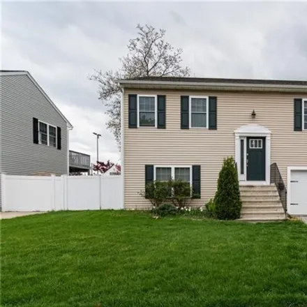 Buy this 3 bed house on 279 Crescent Avenue in Cranston, RI 02910