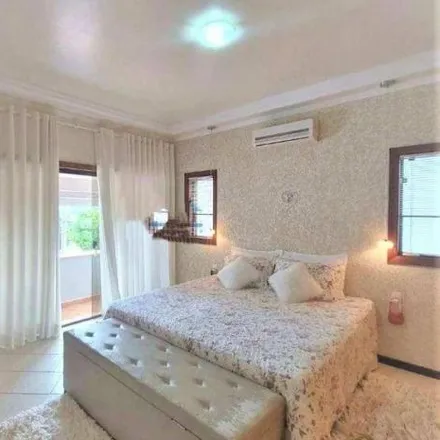 Buy this 4 bed house on Rua Orlando Mohallem in Medicina, Itajubá - MG