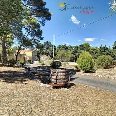 Buy this 4 bed house on 90 Rue de l'Hôtellerie in 11100 Narbonne, France