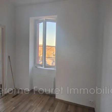 Image 4 - unnamed road, 19160 Neuvic, France - Apartment for rent