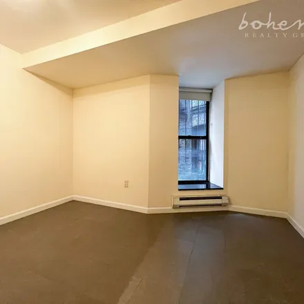 Rent this 5 bed apartment on 350 Manhattan Avenue in New York, NY 10026