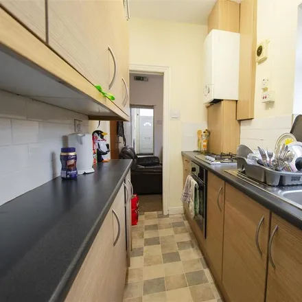 Rent this 6 bed house on 42 North Road in Selly Oak, B29 6AW