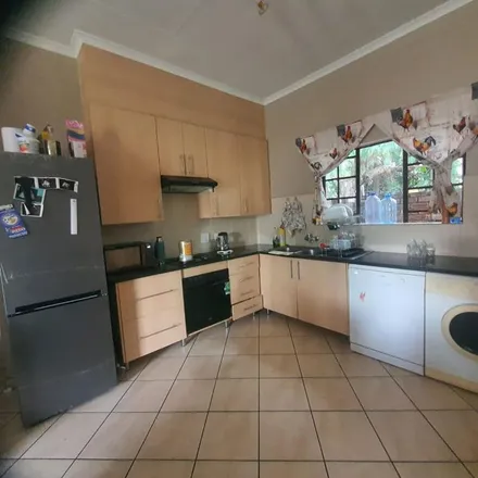 Image 6 - Jack Hindon Street, Pretoria North, Pretoria, 0116, South Africa - Apartment for rent